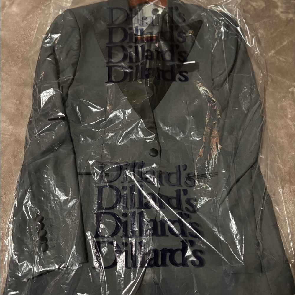 **SUMMER SALE**Men's Black Suit Jacket